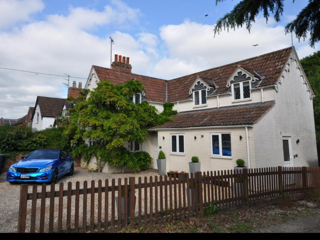 Eastfield Cottages Devizes Extérieur photo